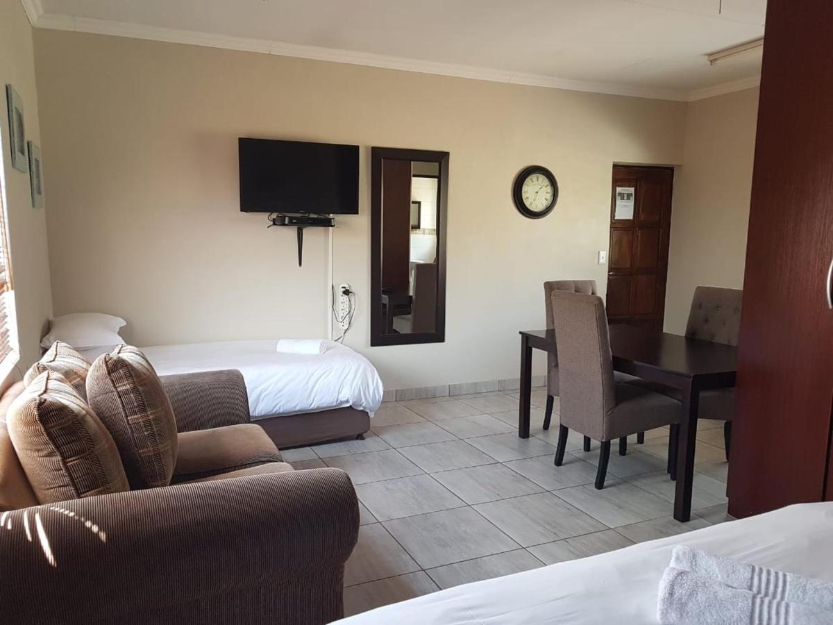 Private Apartments & Biz Stays Pretoria-Noord Εξωτερικό φωτογραφία